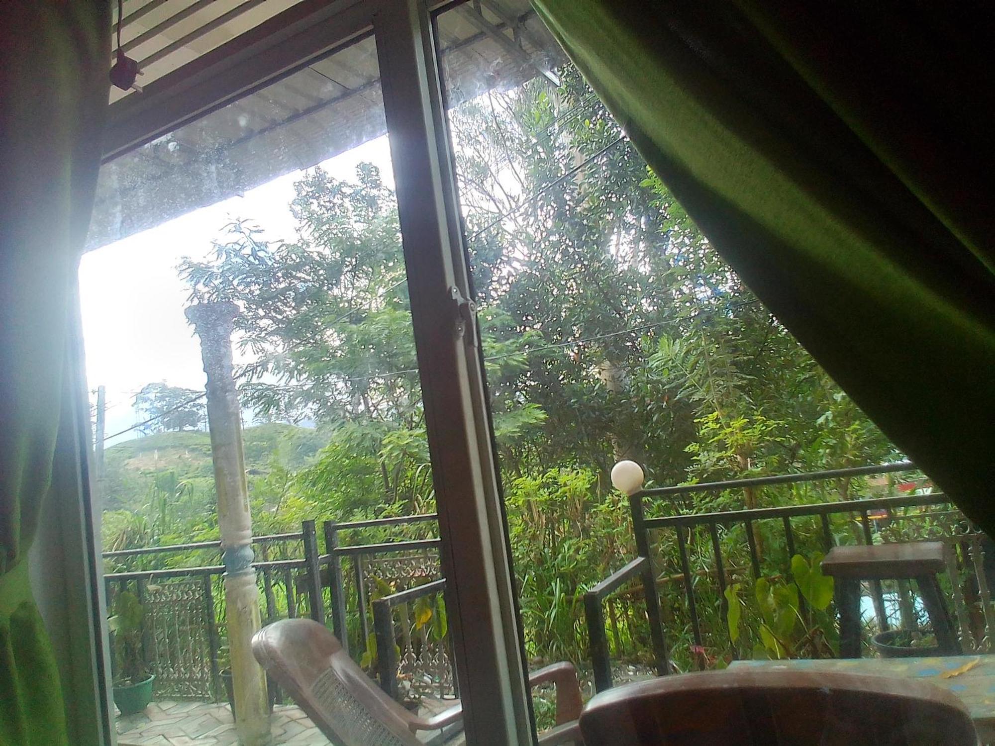 Talblick Homestay إيلا الغرفة الصورة